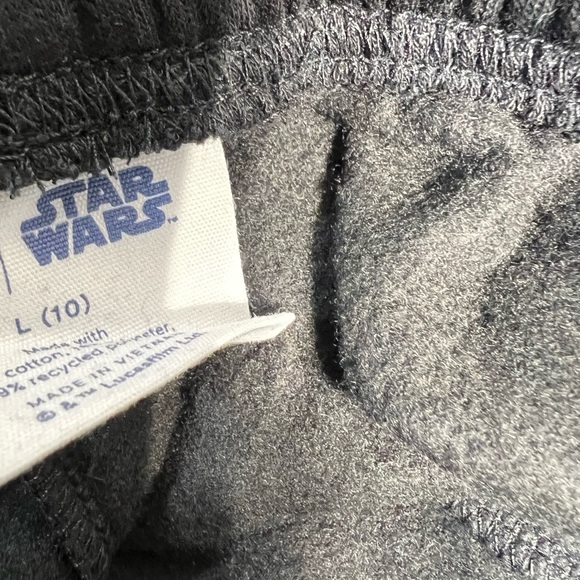 GAP Star Wars fleece joggers new NWT - Picture 4 of 5